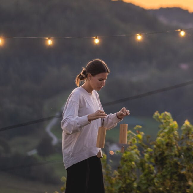 Uporaba Koshi zvončkov med zvočno meditacijo