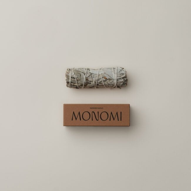 Monomi Beli žajbelj v embalaži