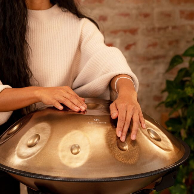 Igranje na Handpan