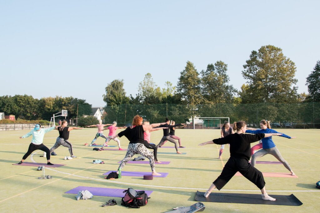 Izvajalnje joge - bojevnik ii